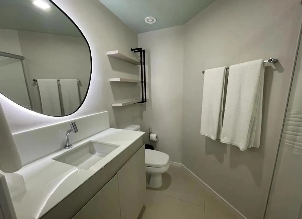 Апартаменты Hy Beach Flats -Apartamento Luxo Ресифи